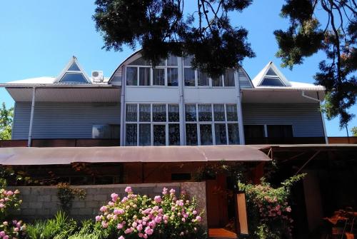 Фотографии гостевого дома
Надежда