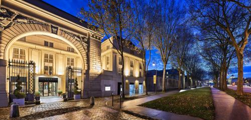 Фотография гостиницы Le Louis Versailles Château - MGallery