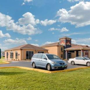 Фотографии мотеля
Quality Inn