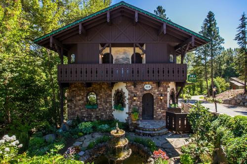 Фотография мини отеля Storybook Riverside Inn