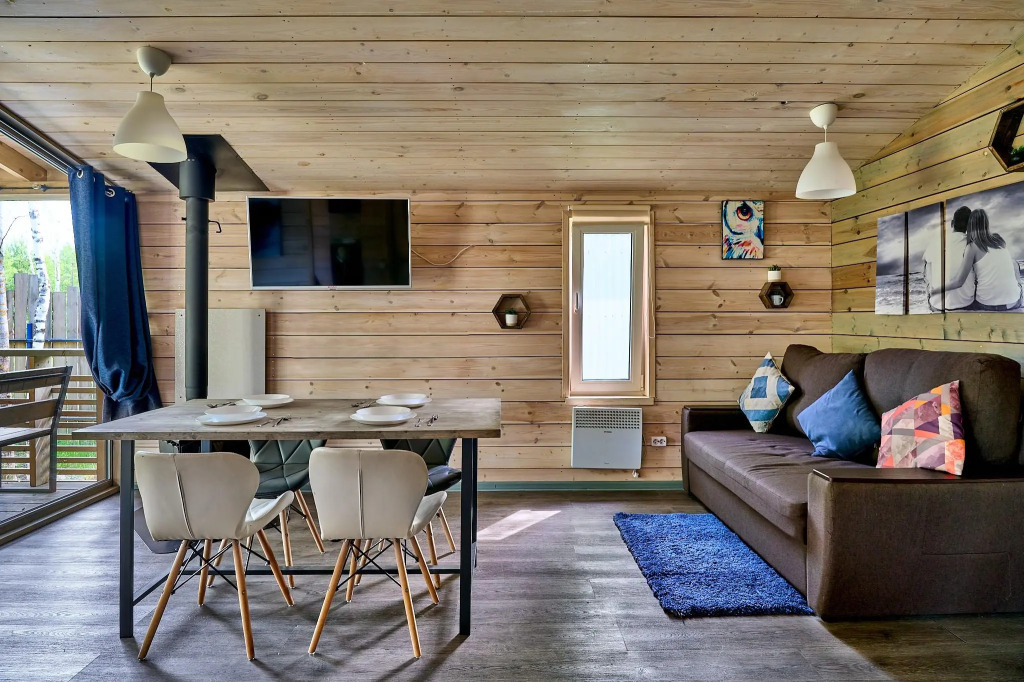 Фотография Коттеджа Дача Голубое Озеро с камином