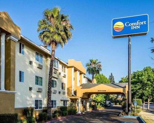 Фотография гостиницы Comfort Inn Modesto