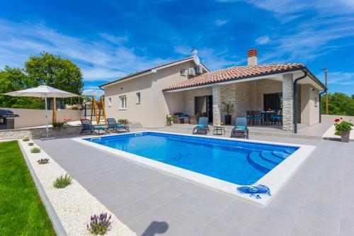 Фотография гостевого дома House Martina 2062