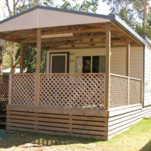 Фотографии базы отдыха 
            Smugglers Cove Holiday Village