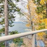Фотография гостевого дома Bay Point Lakefront 1B Up