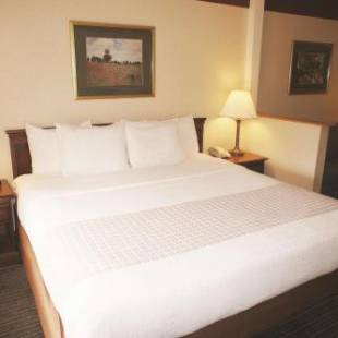 Фотографии гостиницы
La Quinta by Wyndham South Burlington