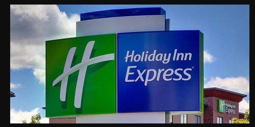 Фотография гостиницы Holiday Inn Express & Suites - Tulsa Northeast - Owasso, an IHG Hotel