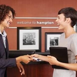 Фотографии гостиницы 
            Hampton Inn & Suites Deptford, Nj