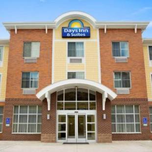 Фотографии гостиницы 
            Days Inn & Suites by Wyndham Caldwell