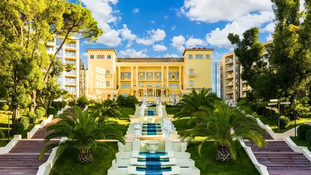 Фотография квартиры Апартаменты Класса Люкс в отеле Камелия