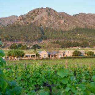 Фотографии базы отдыха 
            Heuwelsig Cottages