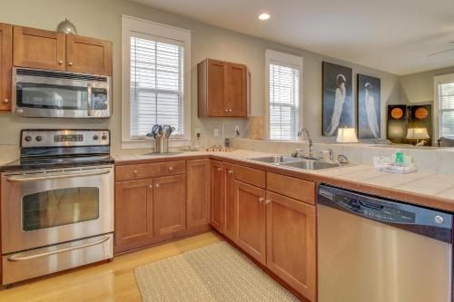 Фотография гостевого дома Gone Coastal B23