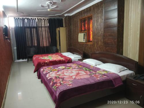 Фотография гостиницы Hotel Aarti Darshan