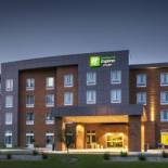 Фотография гостиницы Holiday Inn Express and Suites Madison Central, an IHG Hotel