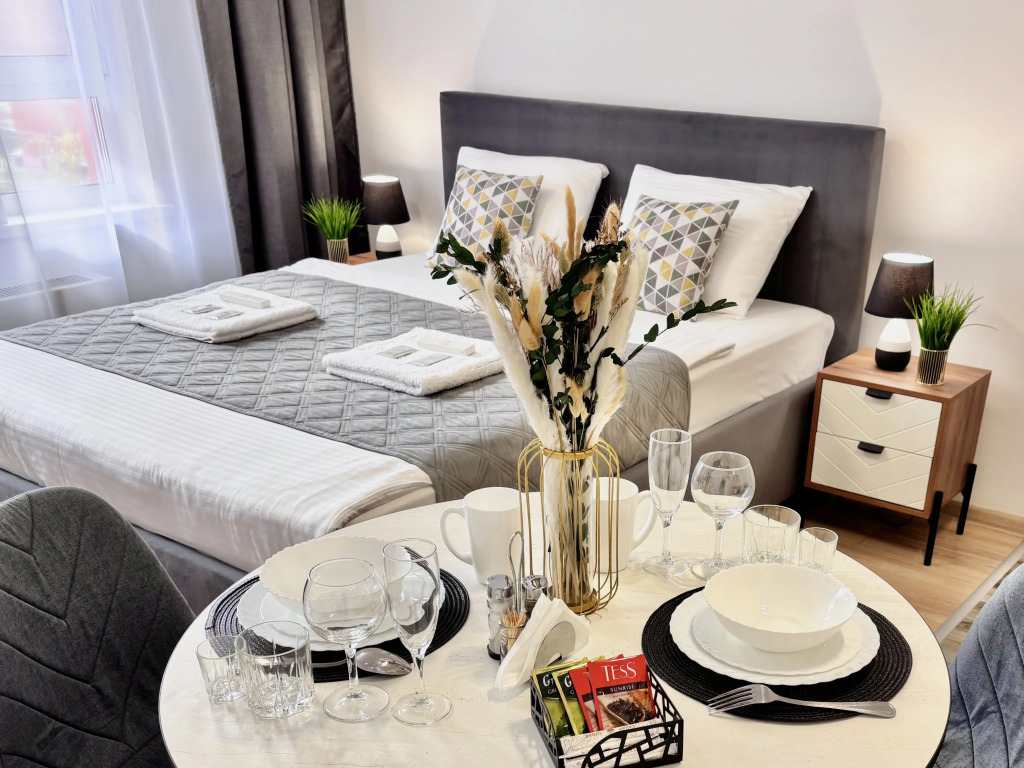 Фотография квартиры Квартира Комфортная Новая Студия с Мягкой Кроватью