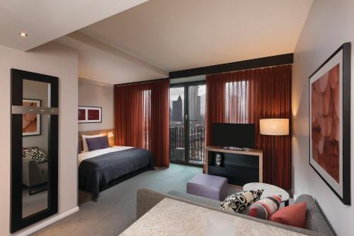 Фотография апарт отеля Adina Apartment Hotel Frankfurt Neue Oper