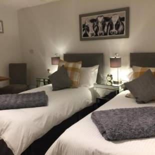 Фотографии мини отеля 
            Monkton Court House B&B