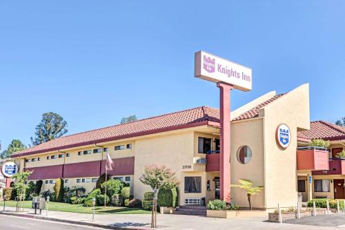 Фотография мотеля Vantage Point Inn - Woodland Hills