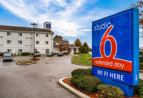 Фотография гостиницы Motel 6 Fishers, In - Indianapolis