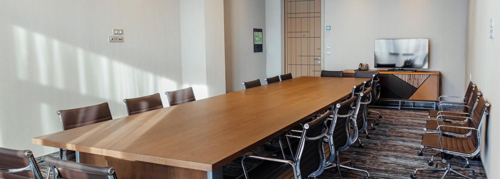 Фотография комнаты для переговоров Veritas