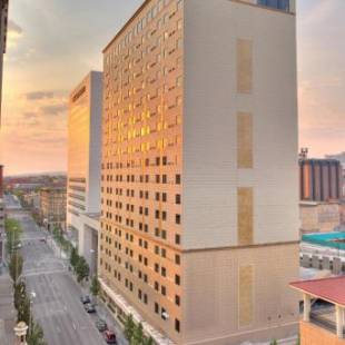 Фотографии гостиницы 
            The Davenport Tower, Autograph Collection