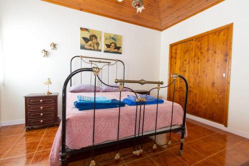 Фотография гостевого дома Porto Pim Beach House