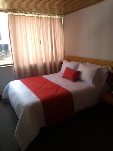 Фотография гостиницы Hotel Suarel Center