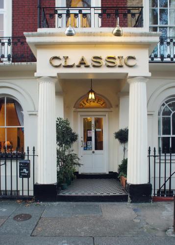 Фотография гостевого дома Classic Hotel