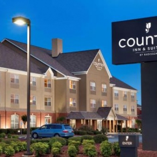 Фотография гостиницы Country Inn & Suites by Radisson, Warner Robins, GA