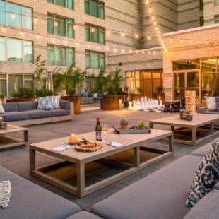 Фотография гостиницы The Duniway Portland, A Hilton Hotel