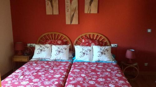 Фотография гостевого дома HOSTAL Villa de Brulles