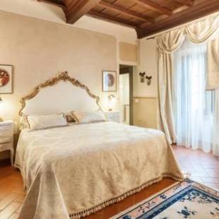 Фотографии мини отеля
La Finestra Sul Borgo