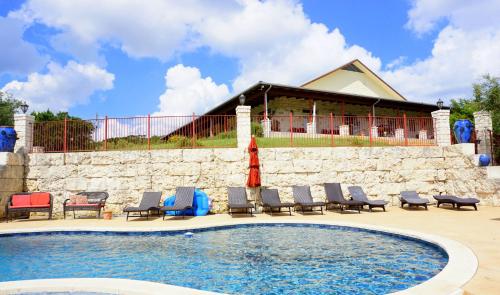 Фотография гостевого дома Bridle Ridge Ranch