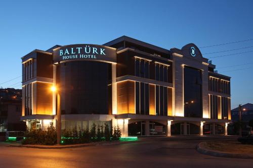 Фотография гостиницы Balturk House Hotel