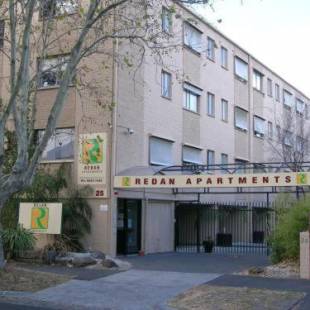 Фотографии апарт отеля
Redan Apartments