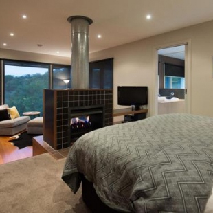 Фотография гостевого дома Daylesford Spa Villa 4