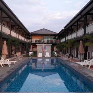 Фотографии гостиницы 
            Destini Akef Villa