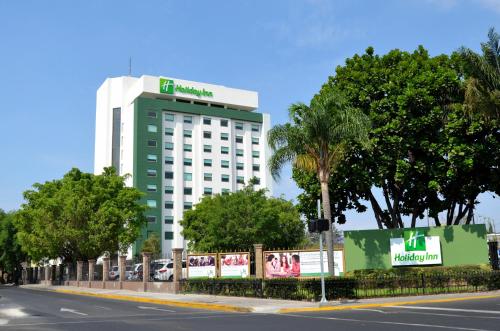 Фотография гостиницы Holiday Inn Guadalajara Expo Plaza del Sol, an IHG Hotel