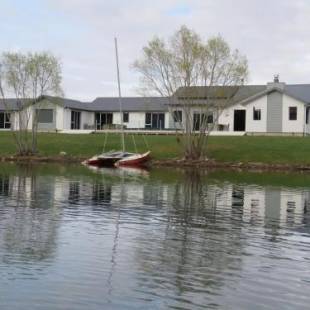 Фотографии мотеля
Cromwell Escape