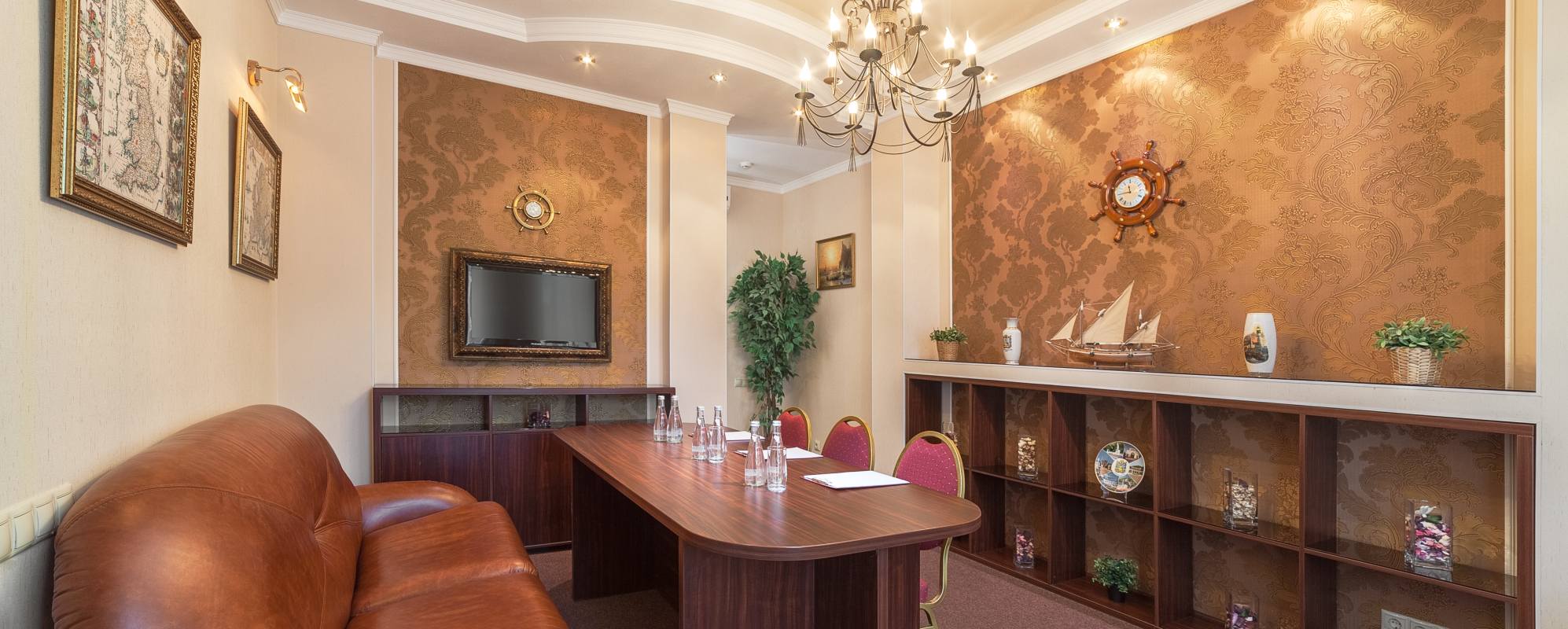 Фотографии комнаты для переговоров Бристоль