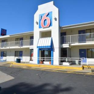 Фотографии гостиницы
Motel 6-Chicopee, MA - Springfield