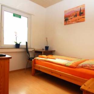 Фотографии гостевого дома
Ferienwohnung + Monteurwohnungen Krings