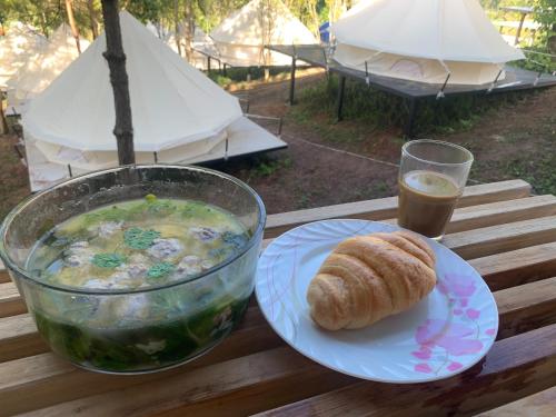 Фотографии кемпинга 
            ภูรับหมอก เขาค้อ Phurubmok khaokho