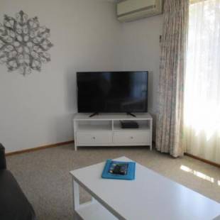 Фотографии апарт отеля
Harbour Lights Holiday Units