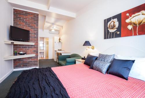 Фотография мотеля Mid City Motel