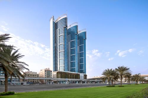 Фотография гостиницы Novotel Dubai Al Barsha