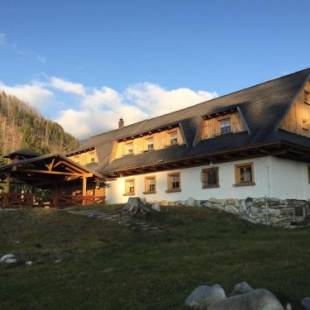 Фотографии базы отдыха
Chaty a horský hotel Kožiar