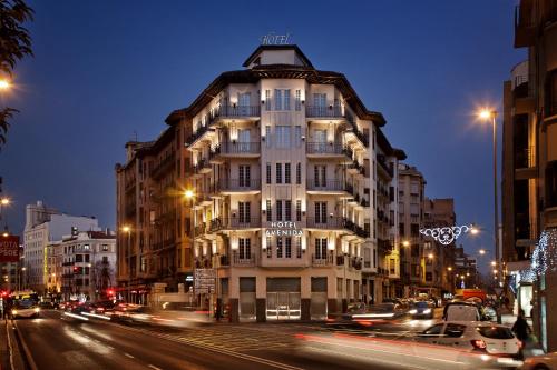 Фотография гостиницы Hotel Avenida