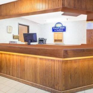 Фотографии гостиницы
Days Inn & Suites by Wyndham Davenport East