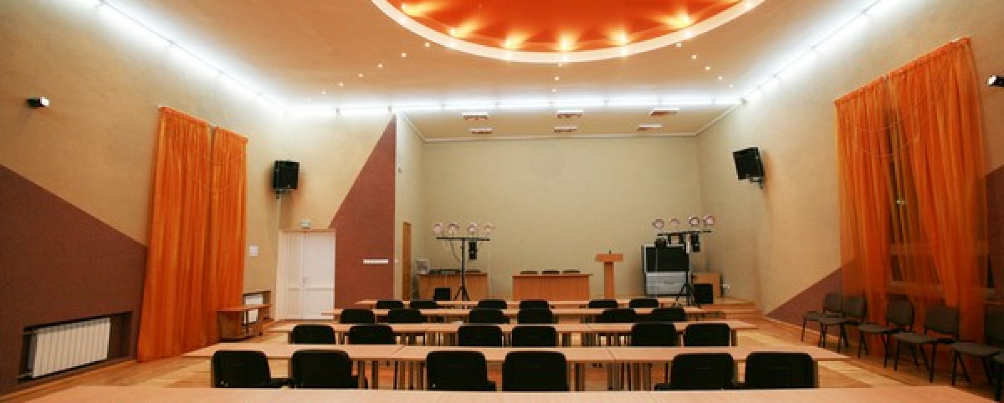 Фотографии конференц-зала Янтарь